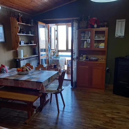 In Mezzo Al Bosco Apartment *